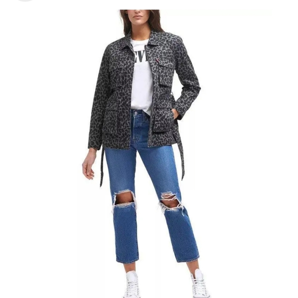 XL Levi's Lined grey black leopard belted jacket